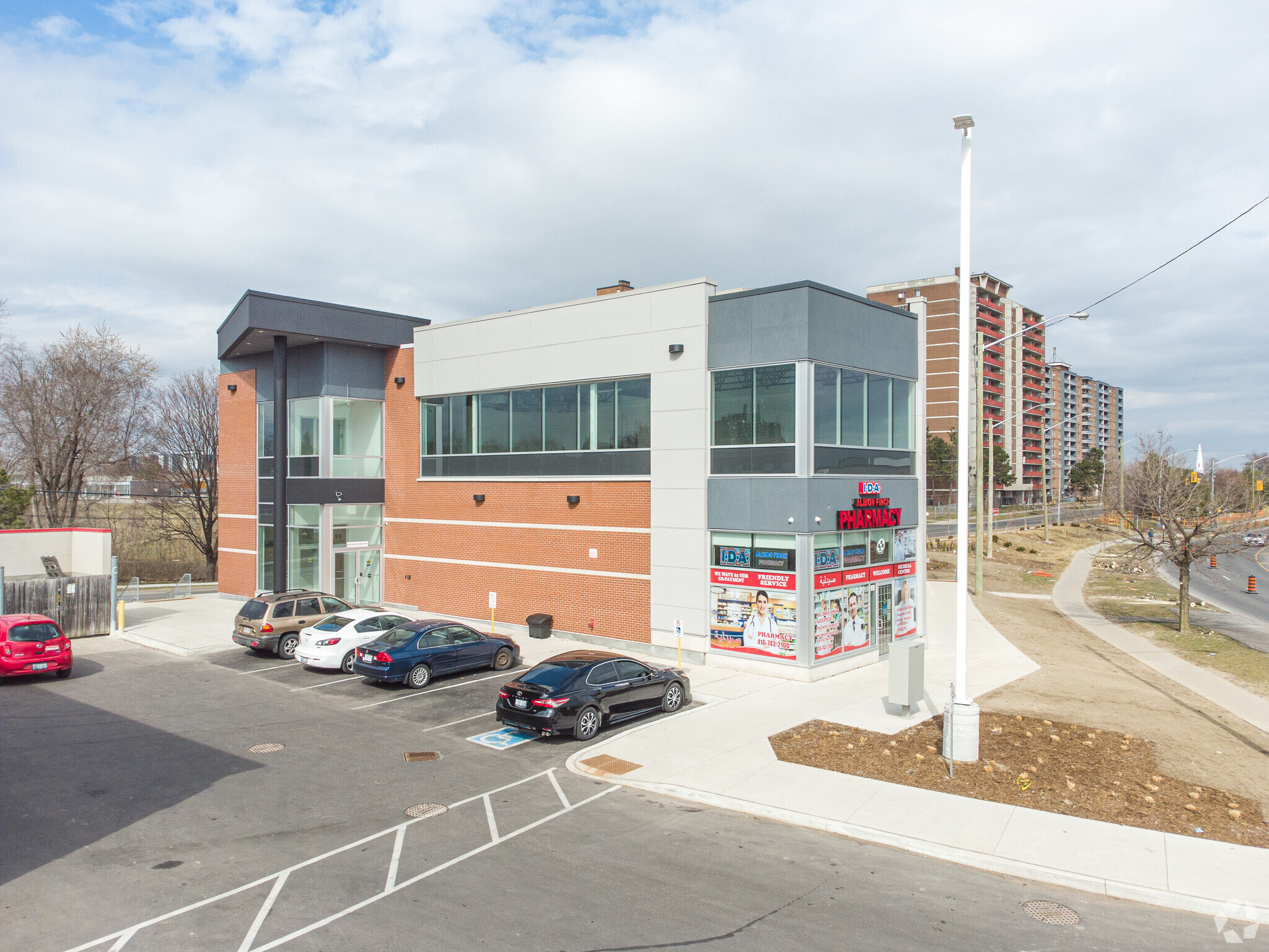 Pharmacie Albion Finch